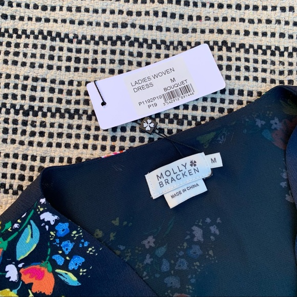 NWT Molly Bracken Floral Wrap Dress size M - Picture 6 of 8
